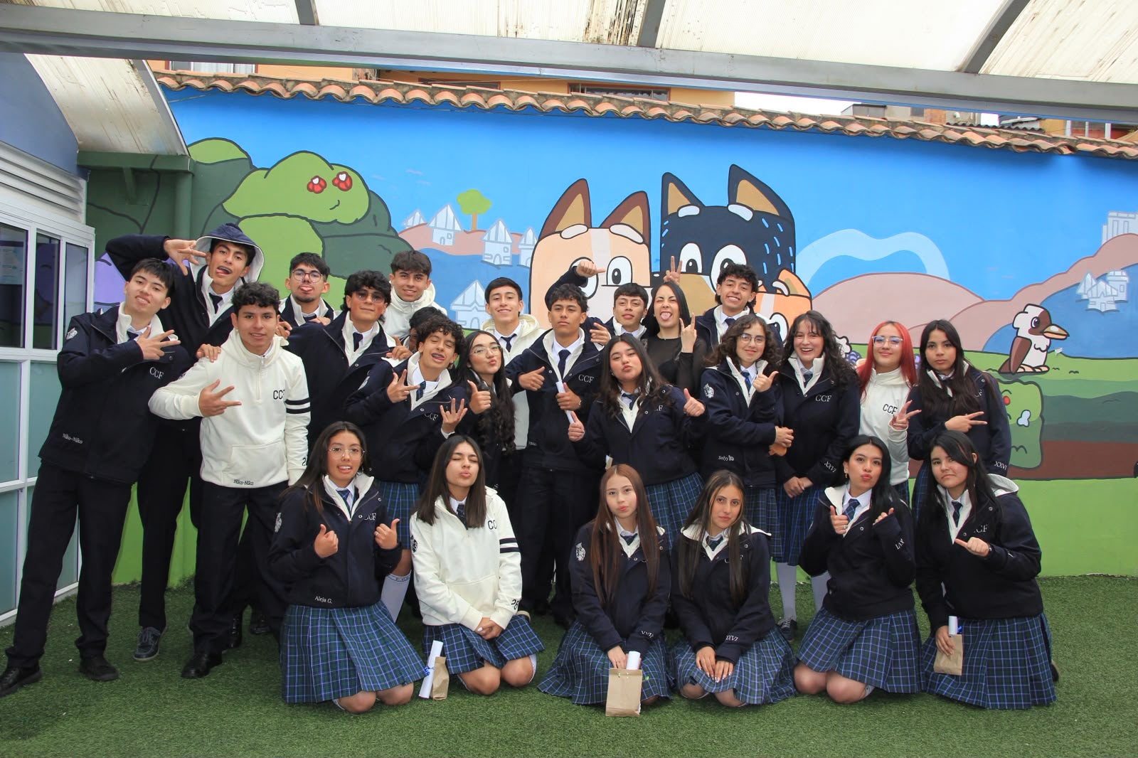 Promoción AZAIRUS XXVI reunida en el Colegio Celestin Freinet
